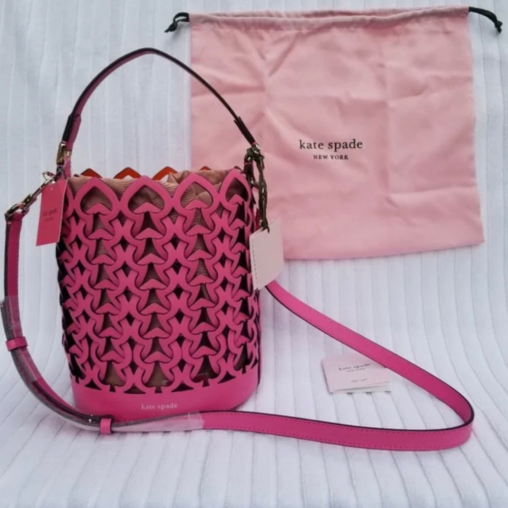 Kate Spade New York Small Bucket Hibiscus Tea